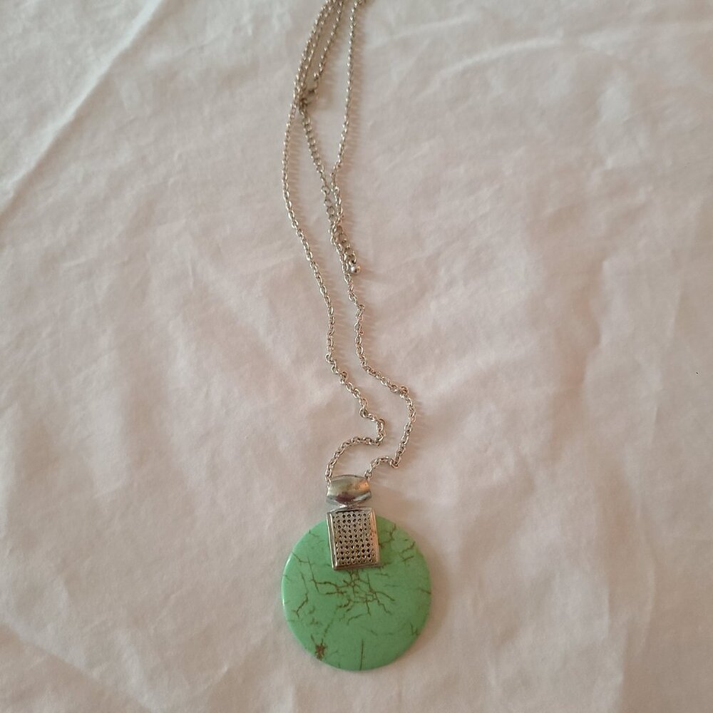 Green Veined Stone Pendant on Silver Chain Beautiful Bohemian Necklace